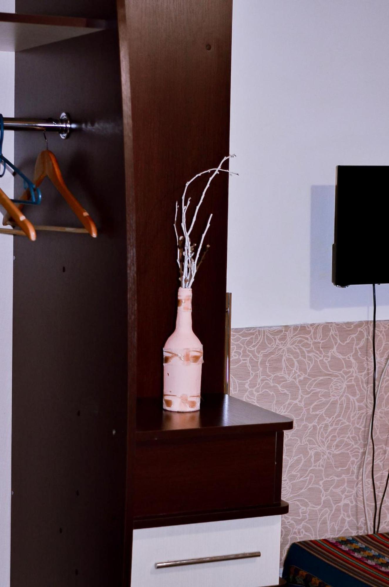 Guest House Mandrivnyi Rooms&Apartments Yasinya Exterior photo